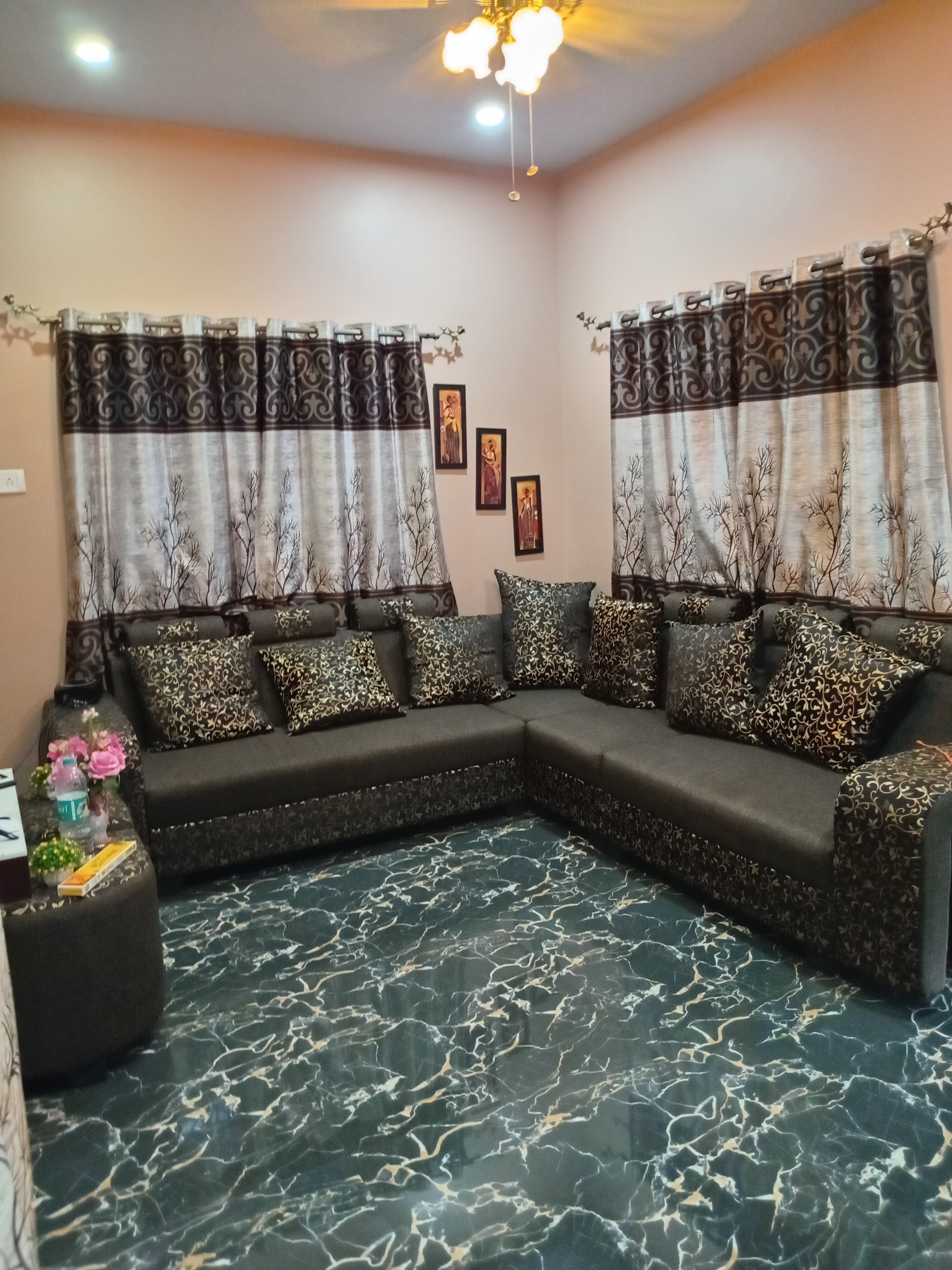 Leo Guest House near Galgibaga Beach C2bhk - Tap to explore photos