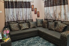 Leo Guest House near Galgibaga Beach C2bhk