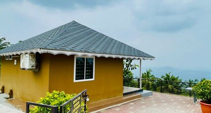 Misty Green Hills Parks & Cottages | Infinity Swimming Pool Room Type - 2 Bedroom Cottage