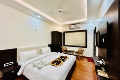 Hotel Shivalya