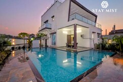 Quickpeak Villa | Staymist
