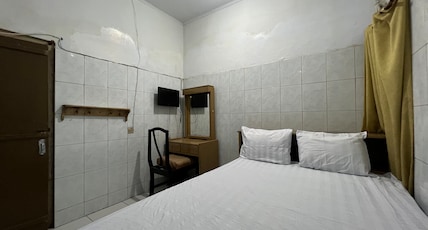 Hotel O Kost Maharaja Near Maros Room Type - Indonesia Standard Double