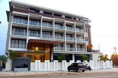 HOTEL SHARADA ELITE