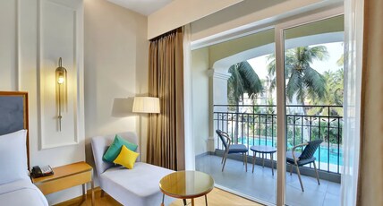 Holiday Inn Goa, Candolim Room Type - 1 King Bed Standard Pool View
