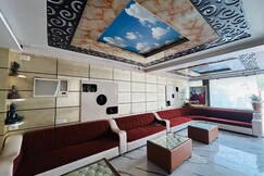 Hotel Om International