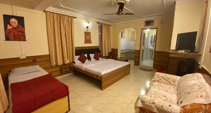 Hotel Ekant Lodge Room Type - Triple Bedded Luxury Room