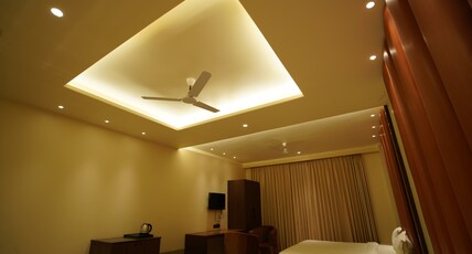 OM RESIDENCY Room Type - EXECUTIVE ROOM