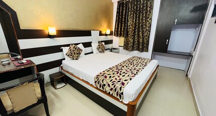 Hotel Mani International Room Type - Ac Super Deluxe Room