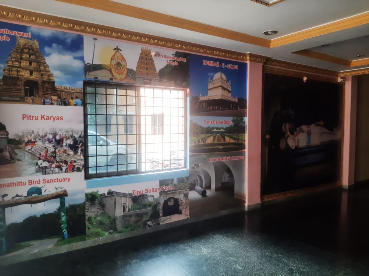 Main gallery