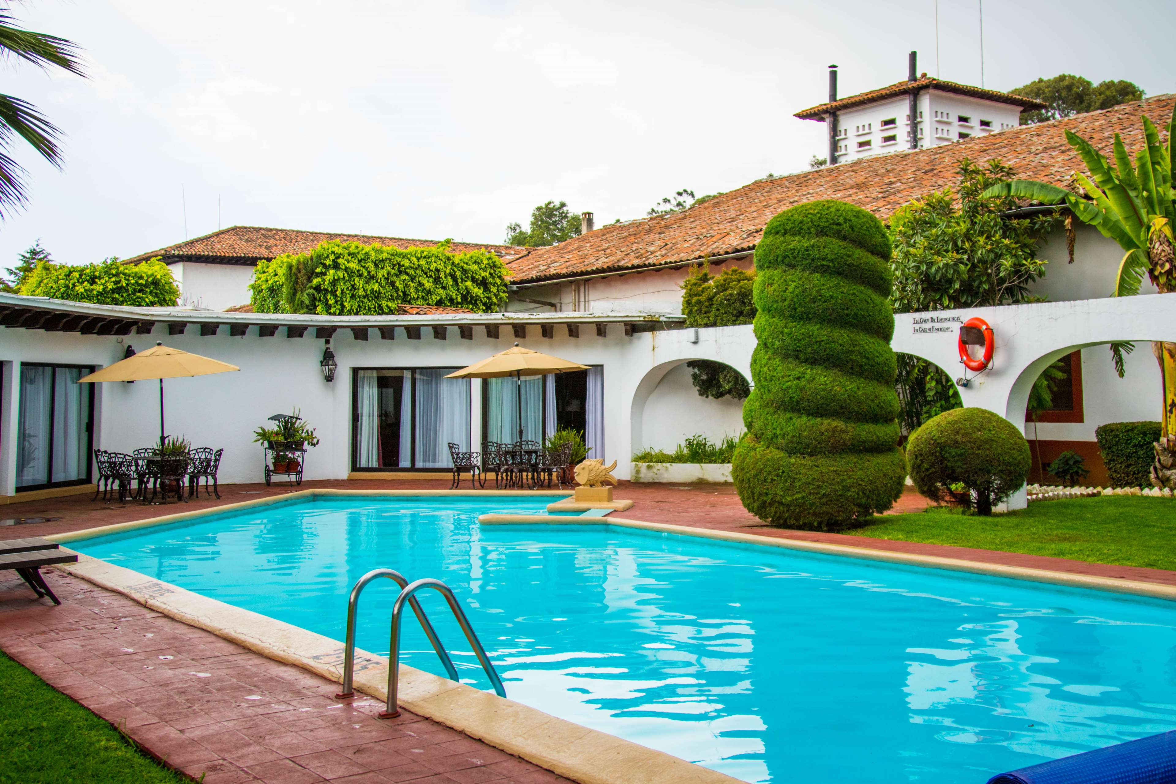 Best Western Plus Posada de Don Vasco - Tap to explore photos