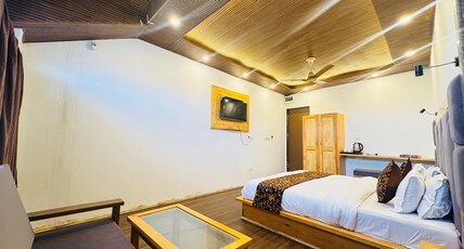 Kralyari Residencyy Room Type - double deluxe room