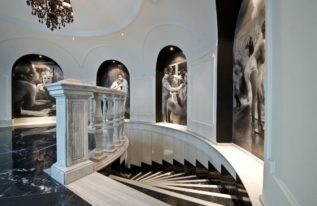 Main gallery