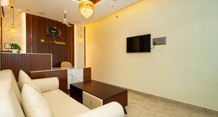 Hotel Royal Palace Room Type - Ramayana Suite