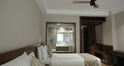 Surya Grand Hotel Room Type - Superior Room with Twin Bed