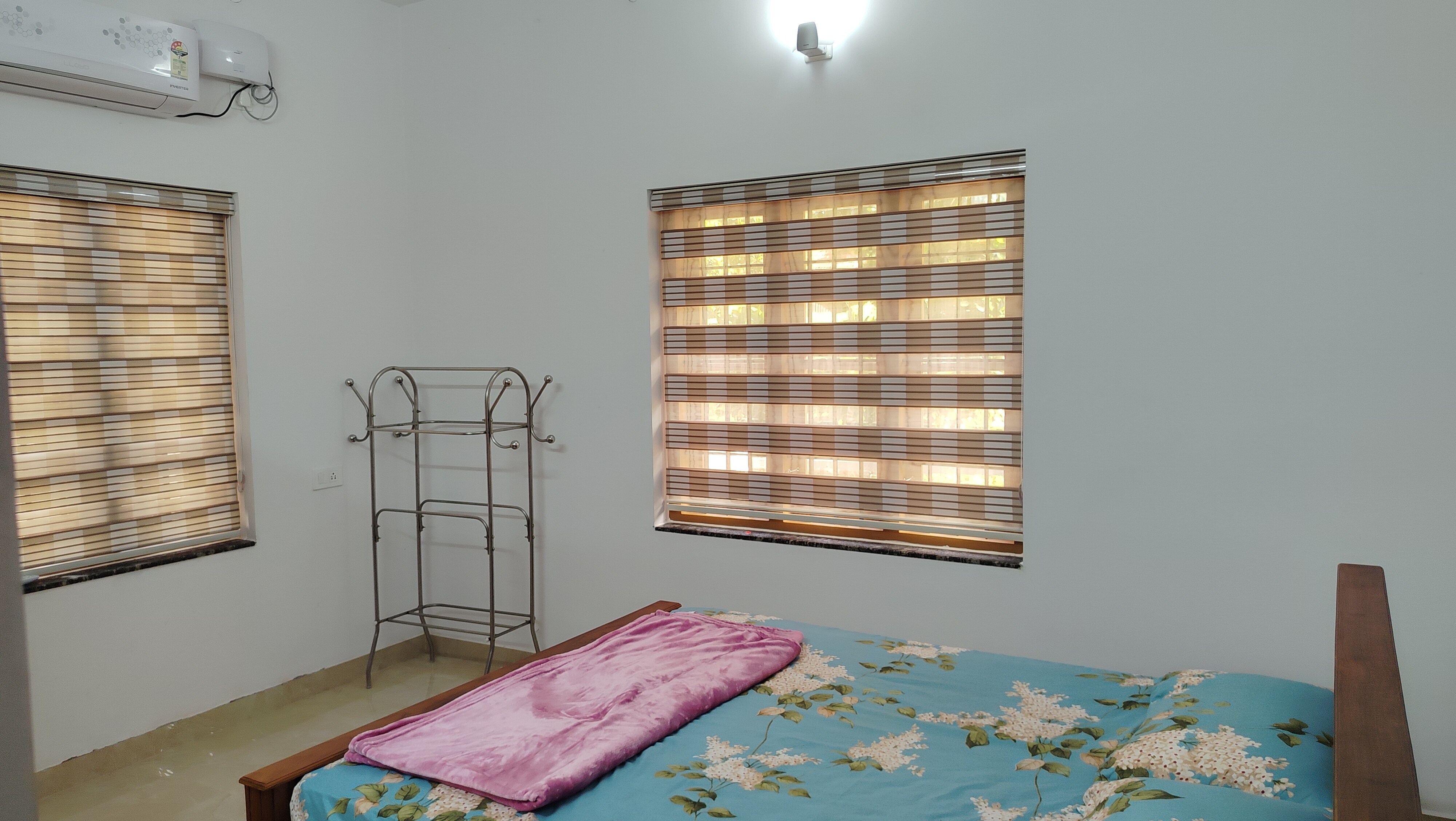 Oasis Home Stay - Tap to explore photos