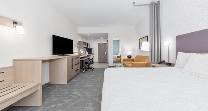 Home2 Suites by Hilton Paris Room Type - 1 KING BED STUDIO SUITE