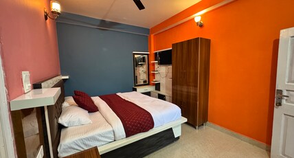 Brothers Hotel and Restaurant Room Type - Premium Room