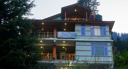 URBAN MONK STAYS MANALI Room Type - Private 7 Bedroom Villa