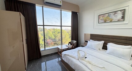 Hotel The Octave Room Type - Premium Room