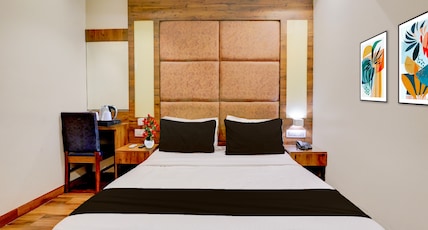 Townhouse LBS Road BKC Formerly Royal Palace Room Type - Deluxe