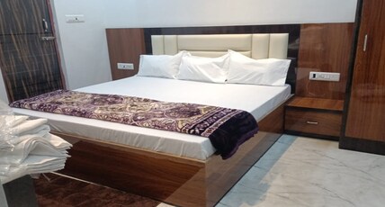 Laadli Home Stay Room Type - Deluxe Room