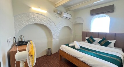 Hues Of Varanasi | By the Ganges Room Type - Budget Double Room With River View