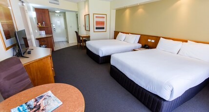 Crowne Plaza Alice Springs Lasseters Room Type - Standard Room