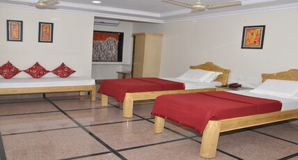 Hotel Adithya Central Room Type - Family Suite