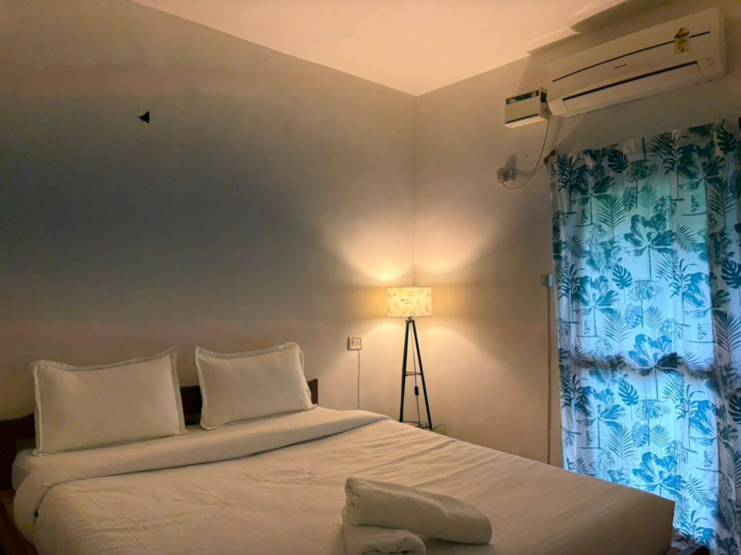 Eco room Tien Residences 350M walk to Ozran Beach - Tap to explore photos