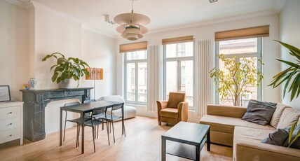 Charming Bright Stone Lodge Room Type - Charming Bright Stone Lodge