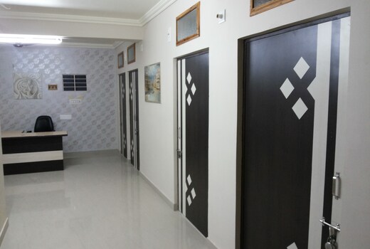 Hotel Pooja Palace