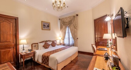Hotel Grand Saigon Room Type - Grand Executive King City View or Balcony View Hotel Grand Saigon Room Type - Grand Executive King City View or Balcony View