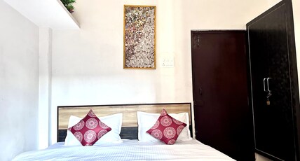 Gayatri Villa home stay 1 room Room Type - Gayatri Villa single room