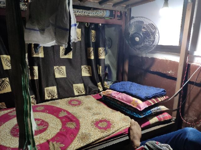 Ganpati PG, Dormitory and Rooms (Male Only) - Tap to explore photos