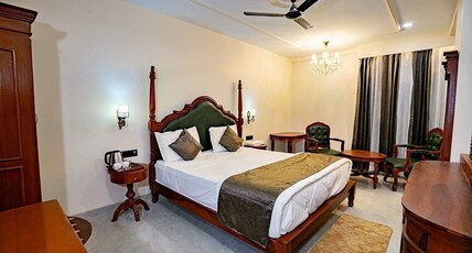 Hotel shringar mahal Room Type - Executive Room