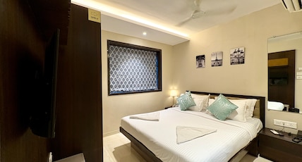 The Majlis Hotel Colaba Mumbai Room Type - Super Deluxe City View Room