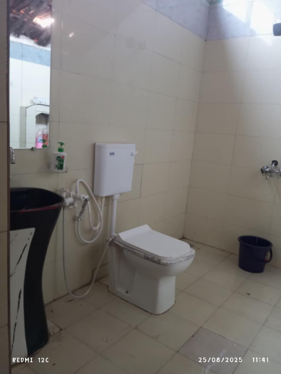 Mandhan View Point Homestay - Tap to explore photos