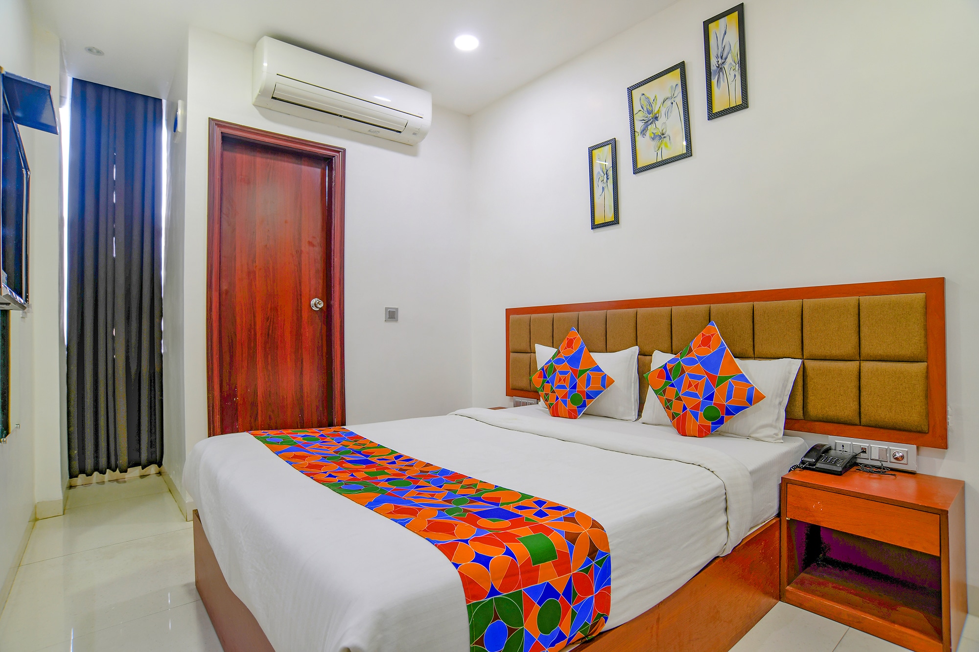 FabHotel Day2Day - Tap to explore photos