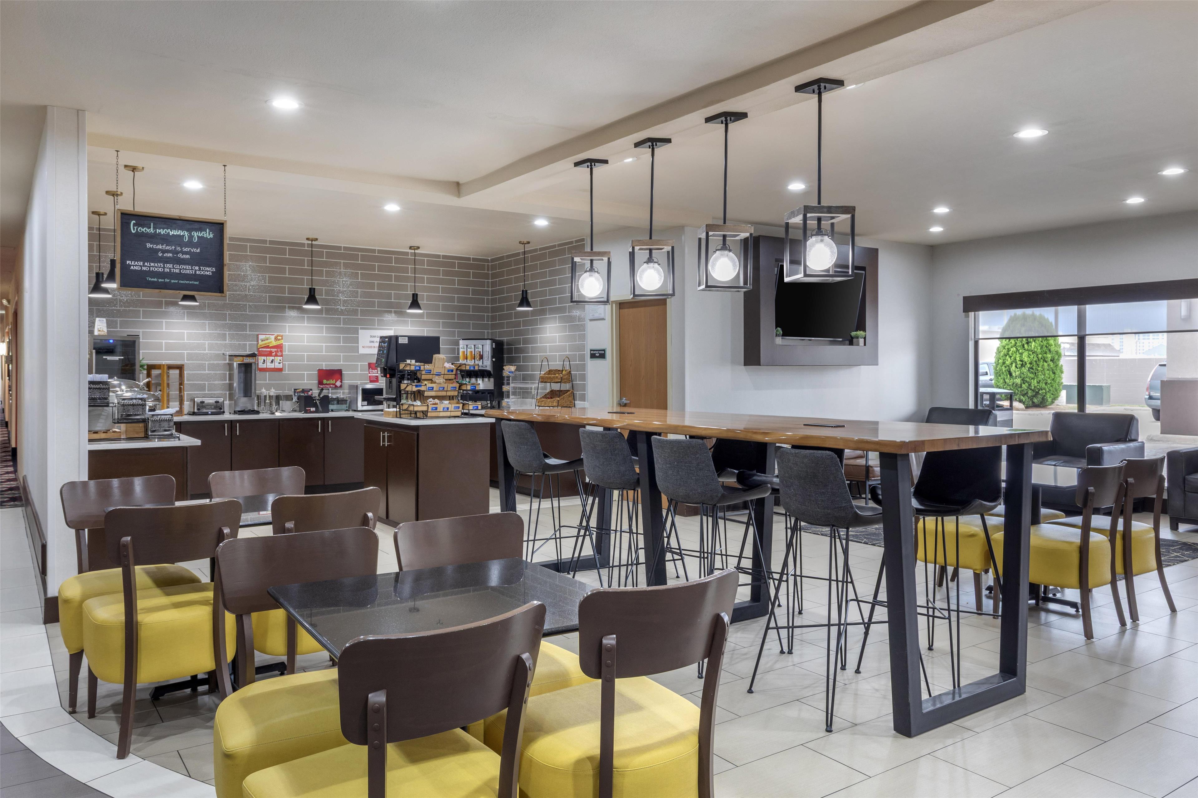 Best Western Plus Denton Inn & Suites - Tap to explore photos
