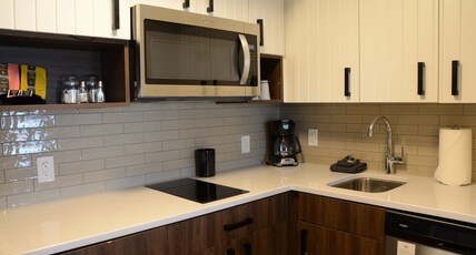 Staybridge Suites NASHVILLE SE - MURFREESBORO Room Type - 1 King 2 Double Beds Twon Bedroom Suite