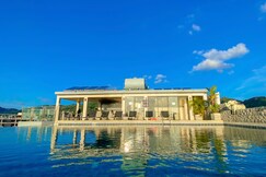 Meir Jarr Hotel