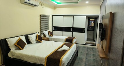KGB Villa Homes - Beach View Room Type - Deluxe Triple bed Ac Room