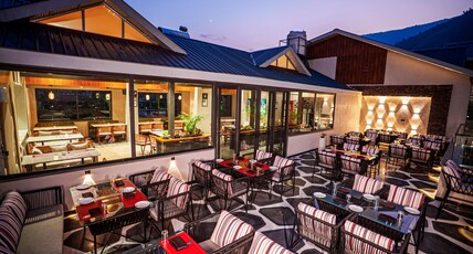 Hotel Devdhara Room Type - Luxury Escape Room