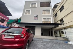 MAYA KOCHI Budget Stays