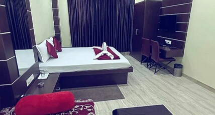 Hotel Paradise khandwa Room Type - Double Bed Room