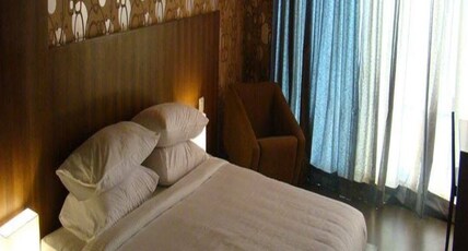 Honey Berg Resorts Room Type - Deluxe AC room Honey Berg Resorts Room Type - Deluxe AC room