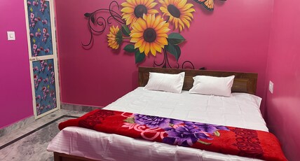 ARYA RESIDENCY LODGING AND BOARDING Room Type - Arya Superior Room