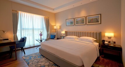 Taj Bangalore Room Type - Deluxe Room King Bed