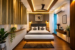 Hotel Twamev Near Nizamuddin Railway Station