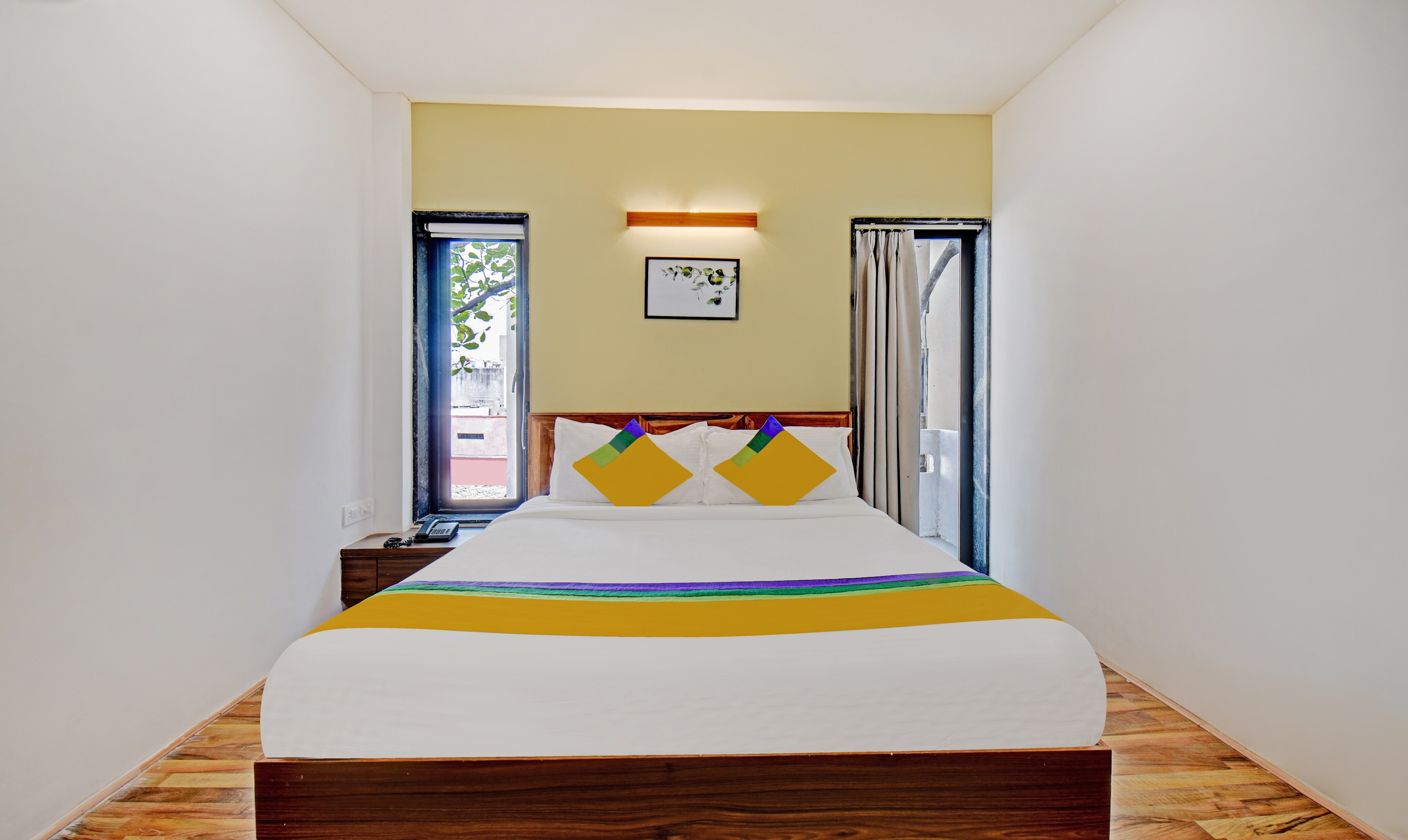 Itsy Hotels Shivshakti - Tap to explore photos
